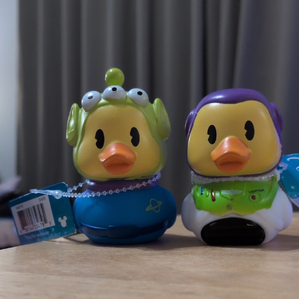 Toy Story Alien and Buzz Ducks